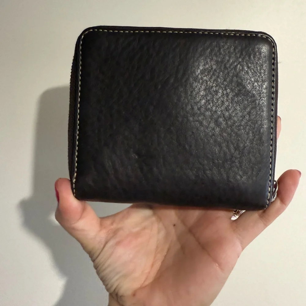Coach Chelsea Dark Brown Leather Zip Wallet - Picture 2 of 8